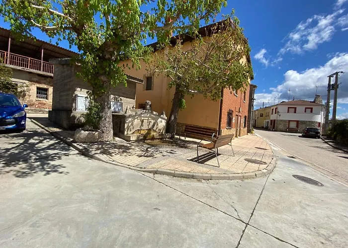 Vandrerhjem El Camino De Santovenia *