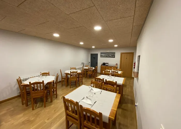 Vandrerhjem El Camino De Santovenia *